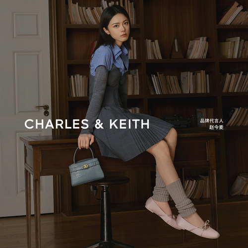 蝴蝶结芭蕾舞鞋CHARLES＆KEITH
