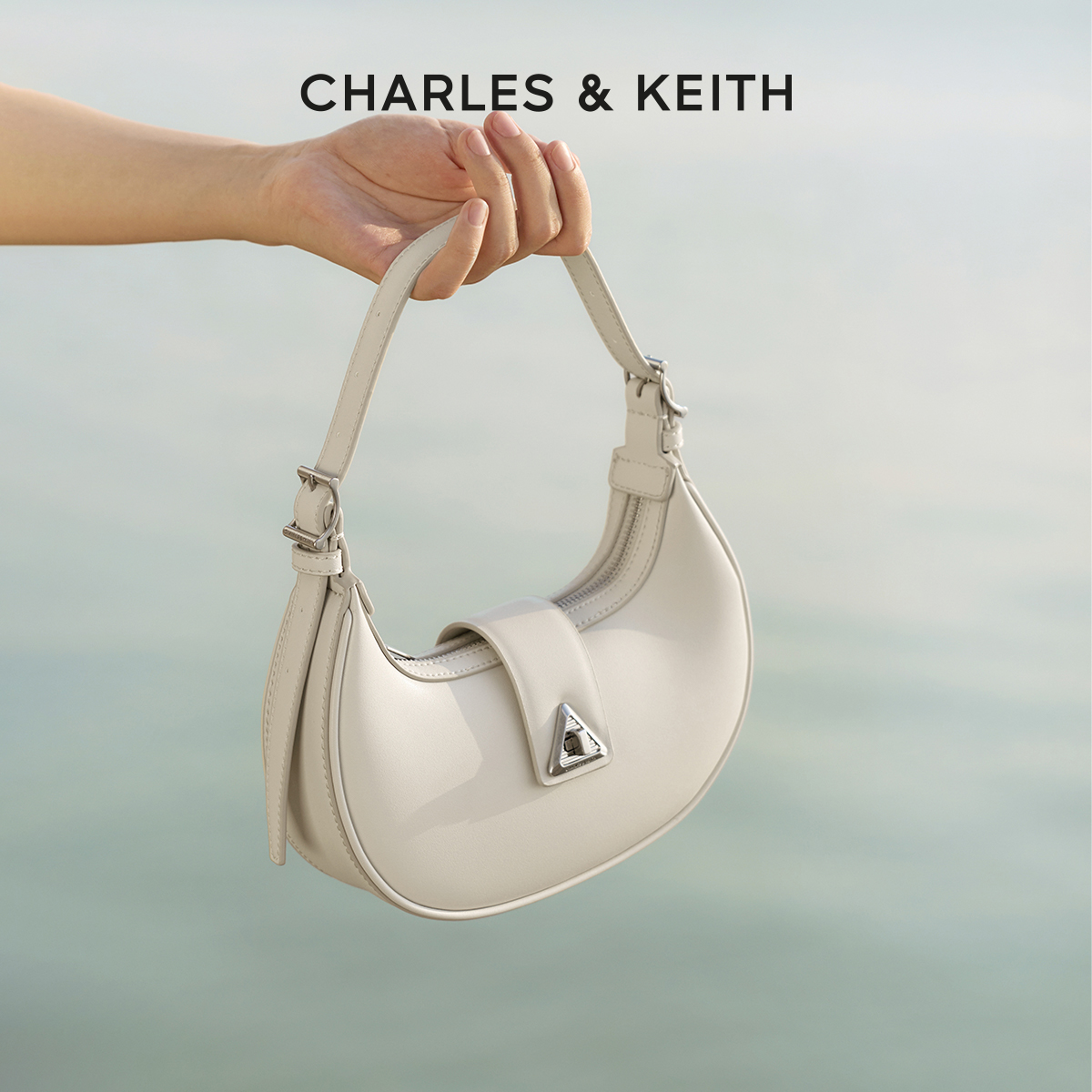 CHARLES&KEITH腋下包女新月包