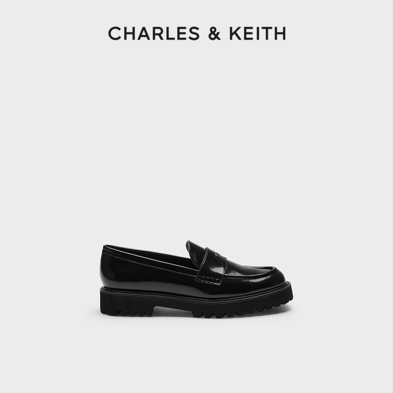 charles＆keith21女士厚底乐福鞋