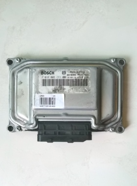 适用海马M6发动机电脑板ECU控制单元模块 F01R00DCY1 FA5A-18-881