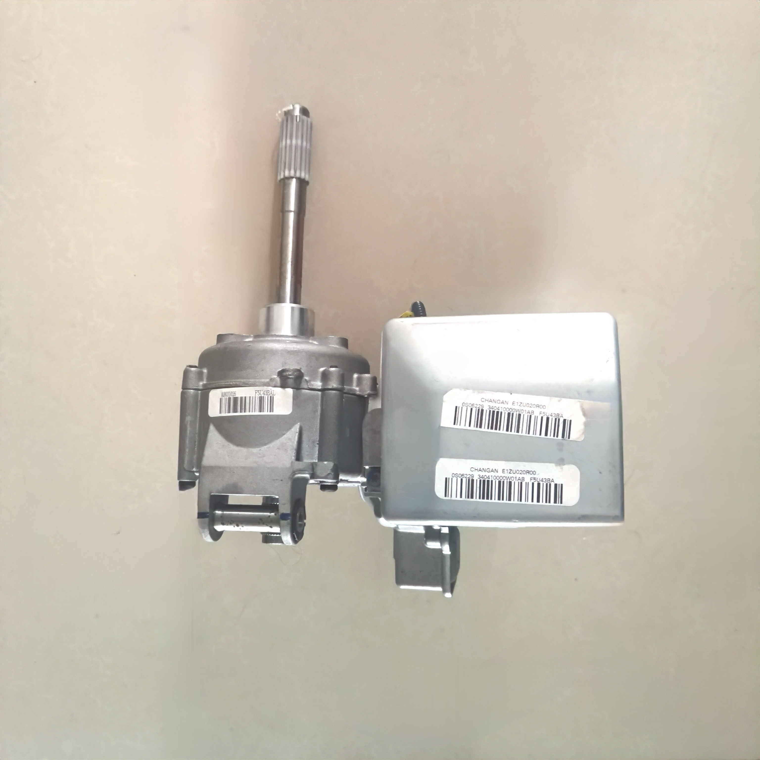 长安CS35 电子方向机管柱总成电动助力转向柱立柱 340410000W01AB