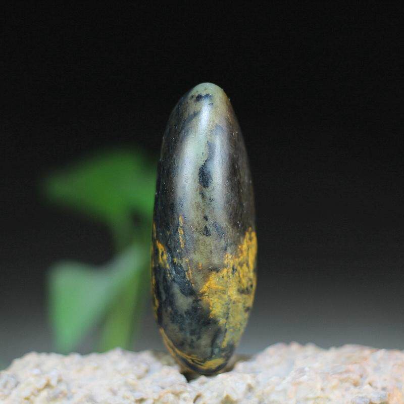 新疆和田玉59.5克天然双色皮油库料青白玉籽玉原籽珠玉石籽料原石