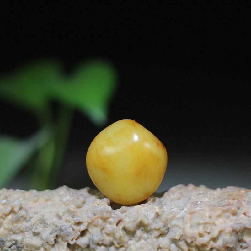 新疆和田玉13克椭圆型黄玉黄沁籽玉原籽挂件吊坠珠宝玉石文玩籽料