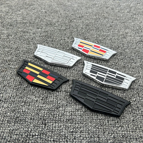 凯迪拉克XT5改装V标叶子板金属贴