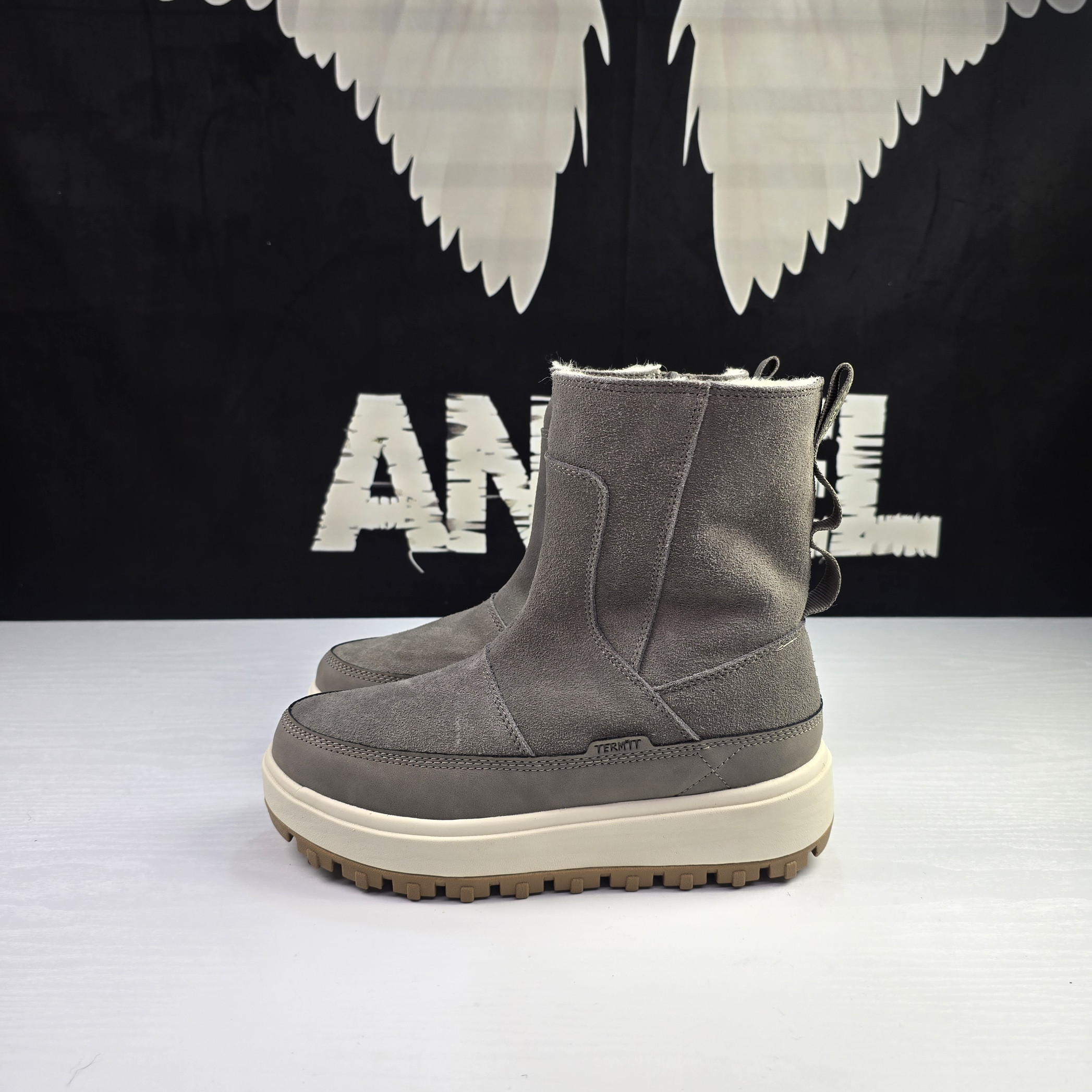 俄罗斯ST女子冬季真皮雪地靴