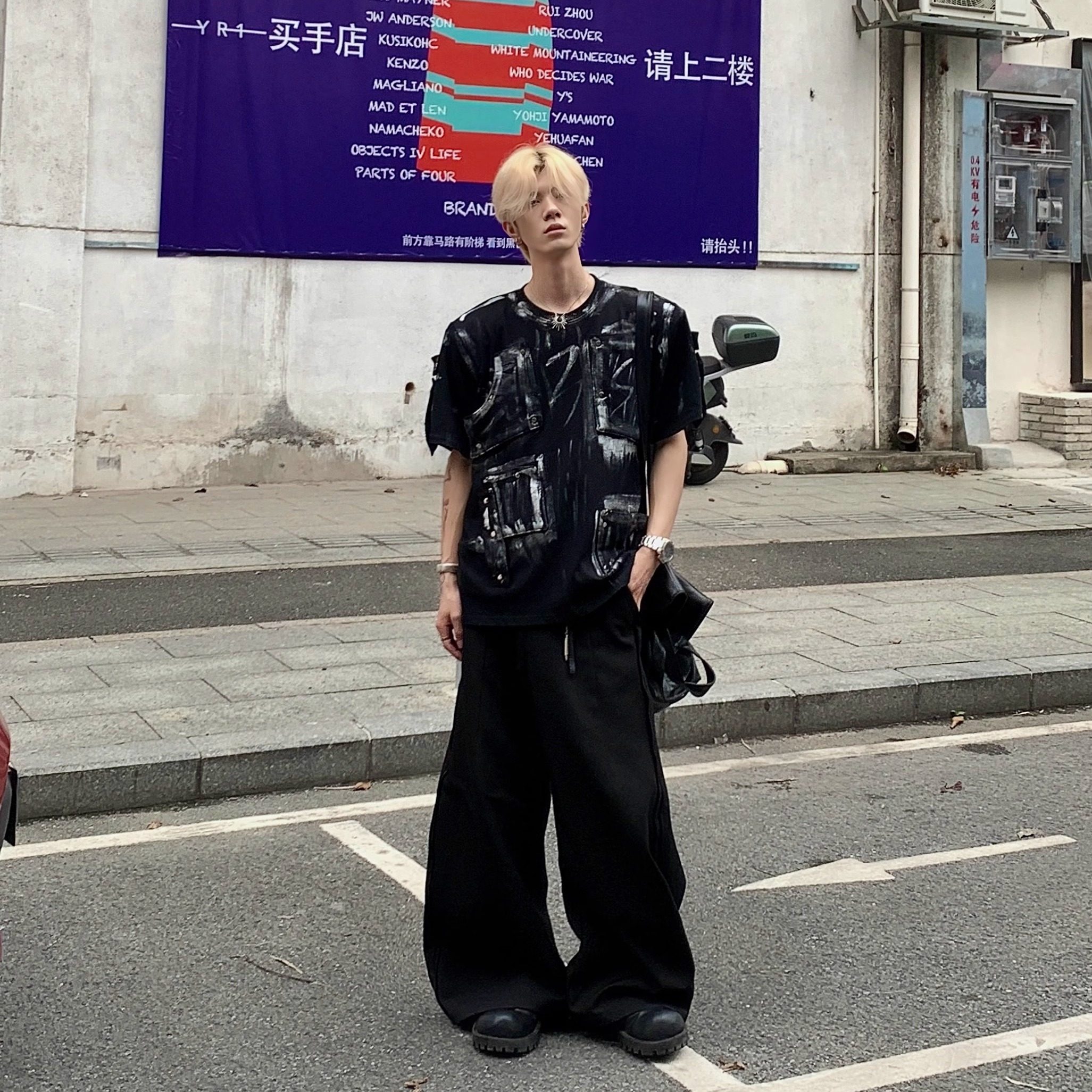 Med老叔美式复古立体贴大口袋做旧痕迹印花垫肩短袖T恤上衣男女潮