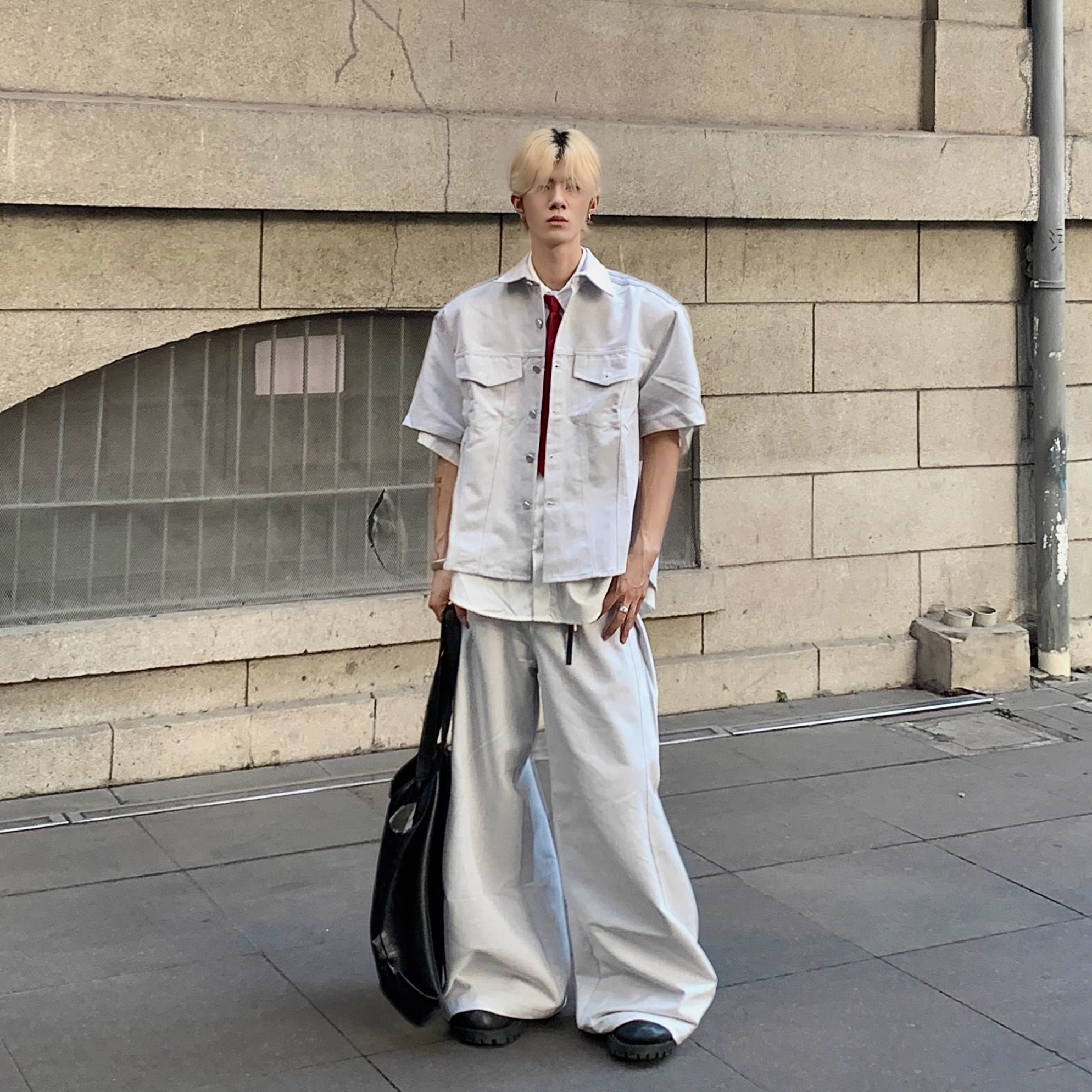 肩膀杠条翻领短袖高级感夹克套装