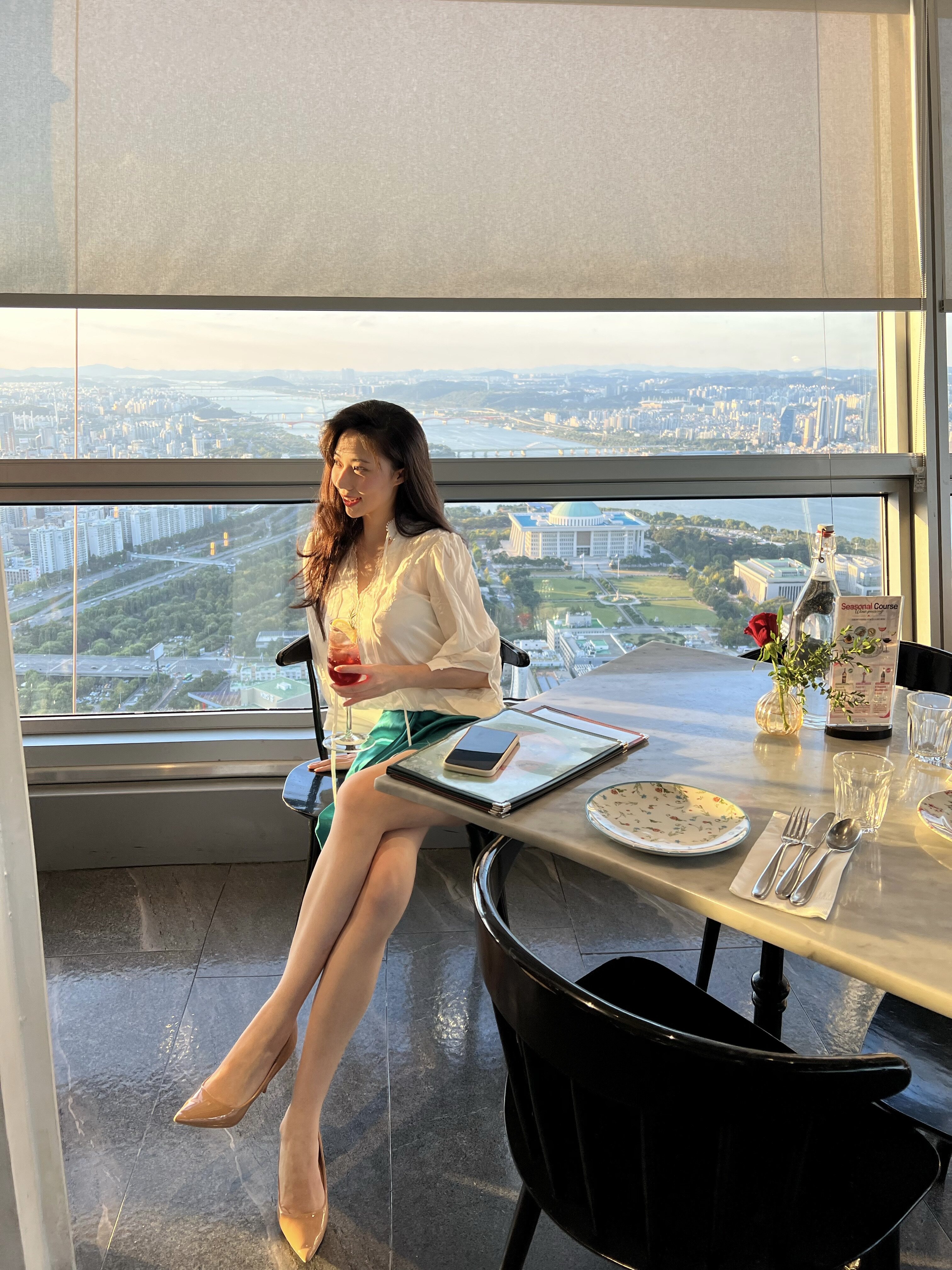 olivia知性优雅气质高贵纯色性感日常百搭韩版显瘦休闲v领衬衫