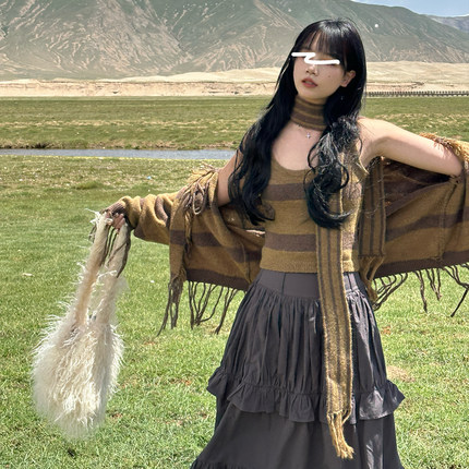 KeepBlue挪威森林含绵羊毛条纹针织毛衣开衫外套配吊带围巾三件套