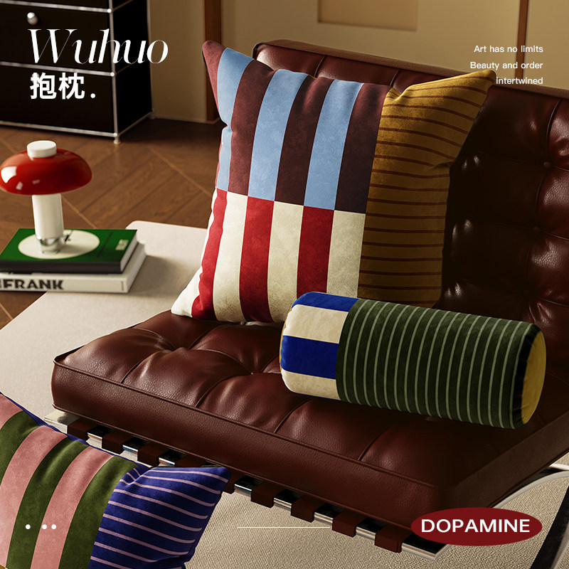 吾货曼斯中古风抱枕轻奢高级感客厅沙发床上睡觉夹腿专用靠枕腰枕