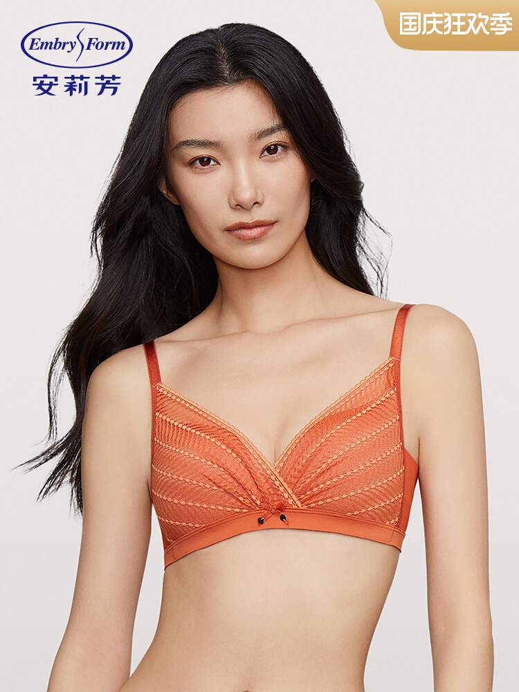 安莉芳文胸无钢圈中厚聚拢内衣