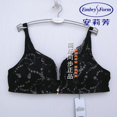 安莉芳蕾丝上薄下厚无钢圈文胸