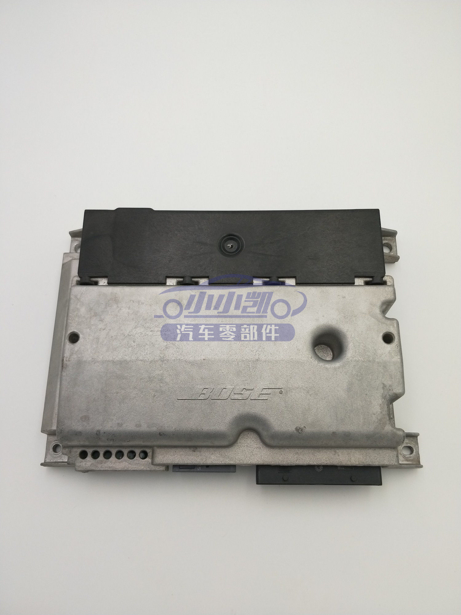 适配凯迪拉克赛威SLS07-12款功放 声音放大器 功放模块功放电脑