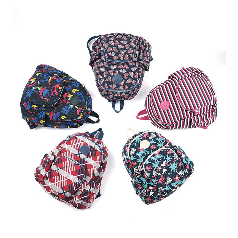 休闲夏季印花洋气妈妈包双肩包女休闲百搭轻便防盗背包防水旅行包