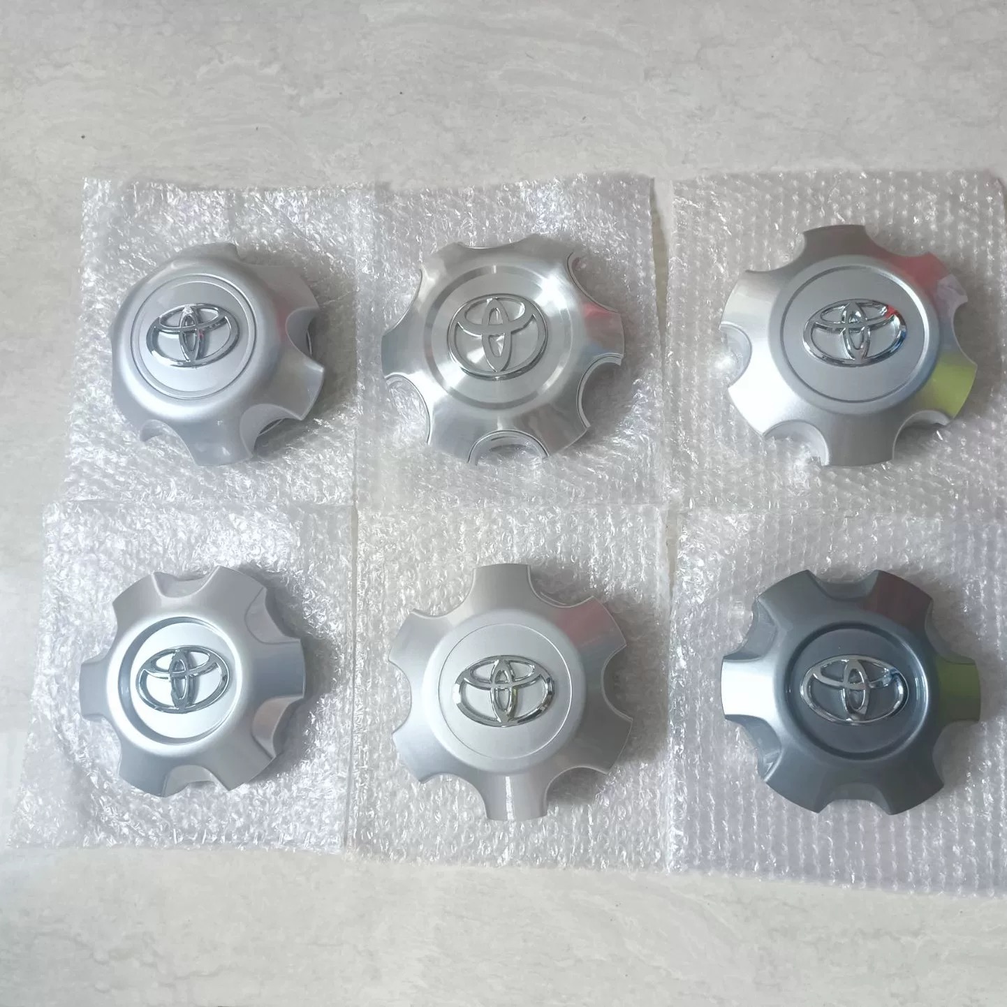 03-20款霸道LC120普拉多2700 轮毂盖 轮毂中心盖 钢圈盖 轴头盖