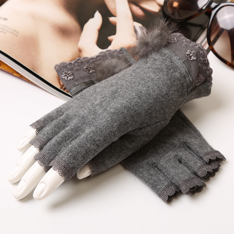 韩版春秋冬季薄款女款半指棉手套冬天露指貂毛球学生可爱保暖黑色