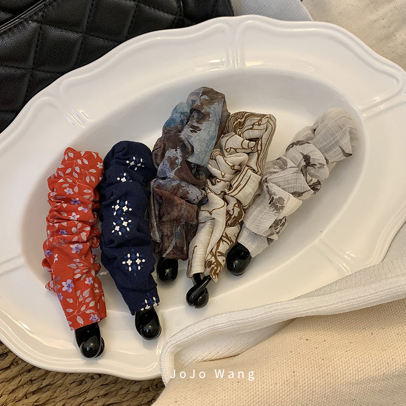 香蕉卷卷~褶皱香蕉夹竖夹韩国简约小众发夹发卡可爱发饰头饰马尾