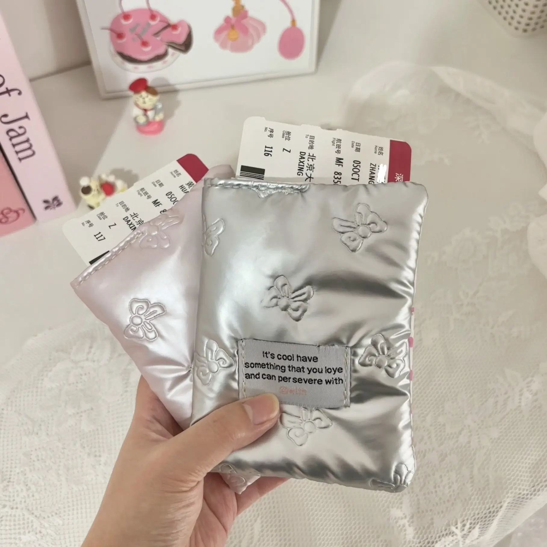 韩版粉蝴蝶结护照夹ins可爱多功能出国旅行机票证件卡套收纳