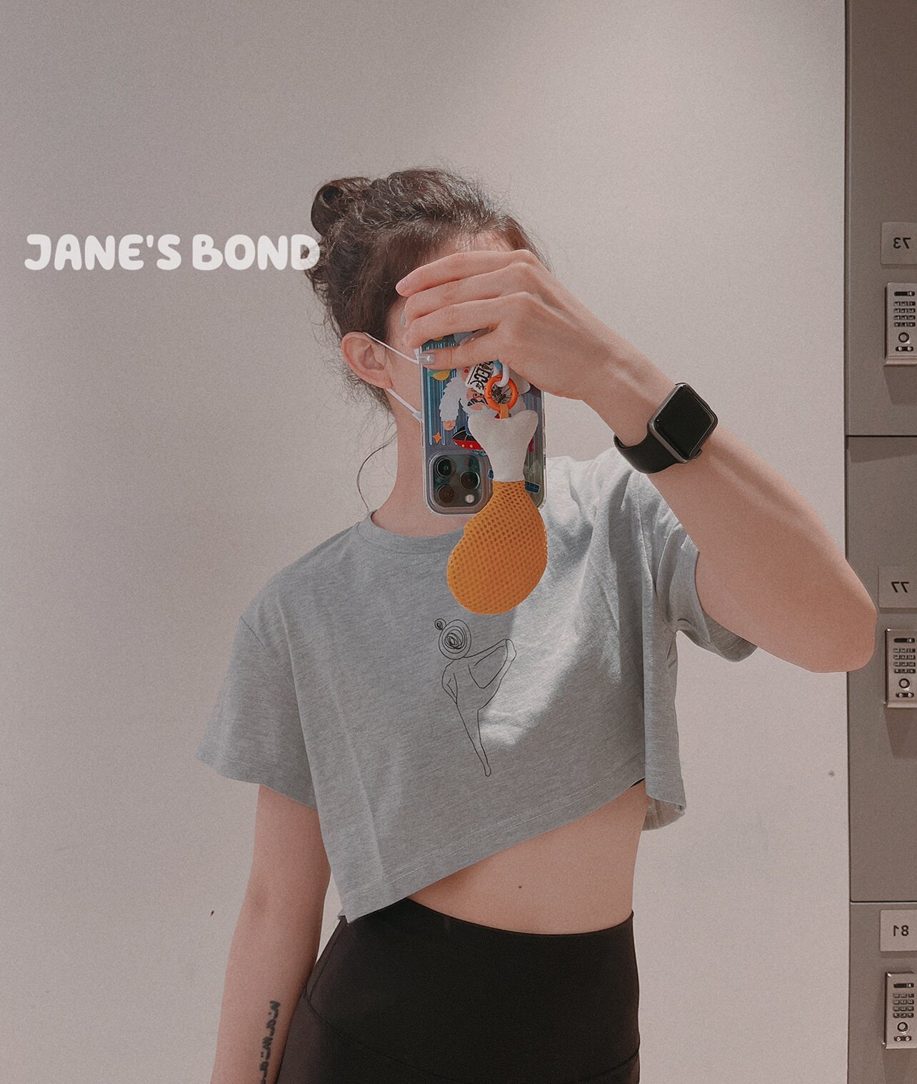 Janes bond夏季新款欧美前短后长露脐T恤圆领宽松型短款休闲T恤