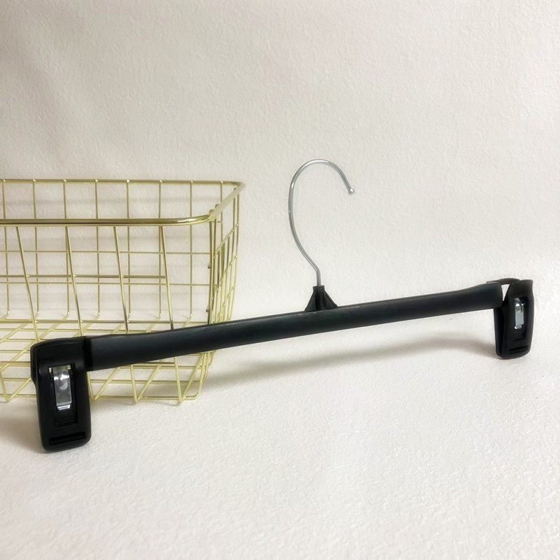 6014CG裤架黑色塑料裙架服装店衣撑子裤子挂架钩子可转动hangers,商业/办公家具,衣架,淘宝优惠券,粉丝福利购,淘宝优惠卷