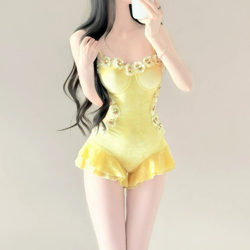 泳衣女款甜美少女连体裙式收腰荷叶边立体花朵遮肚显瘦度假泡温泉