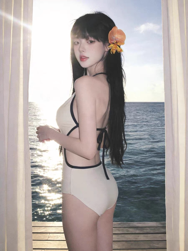 简约高级感连体三角性感挂脖泳衣