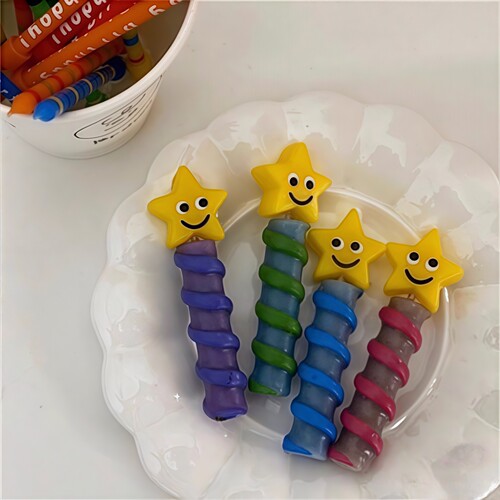 甜品台装饰蜡烛星星笑脸生日蛋糕