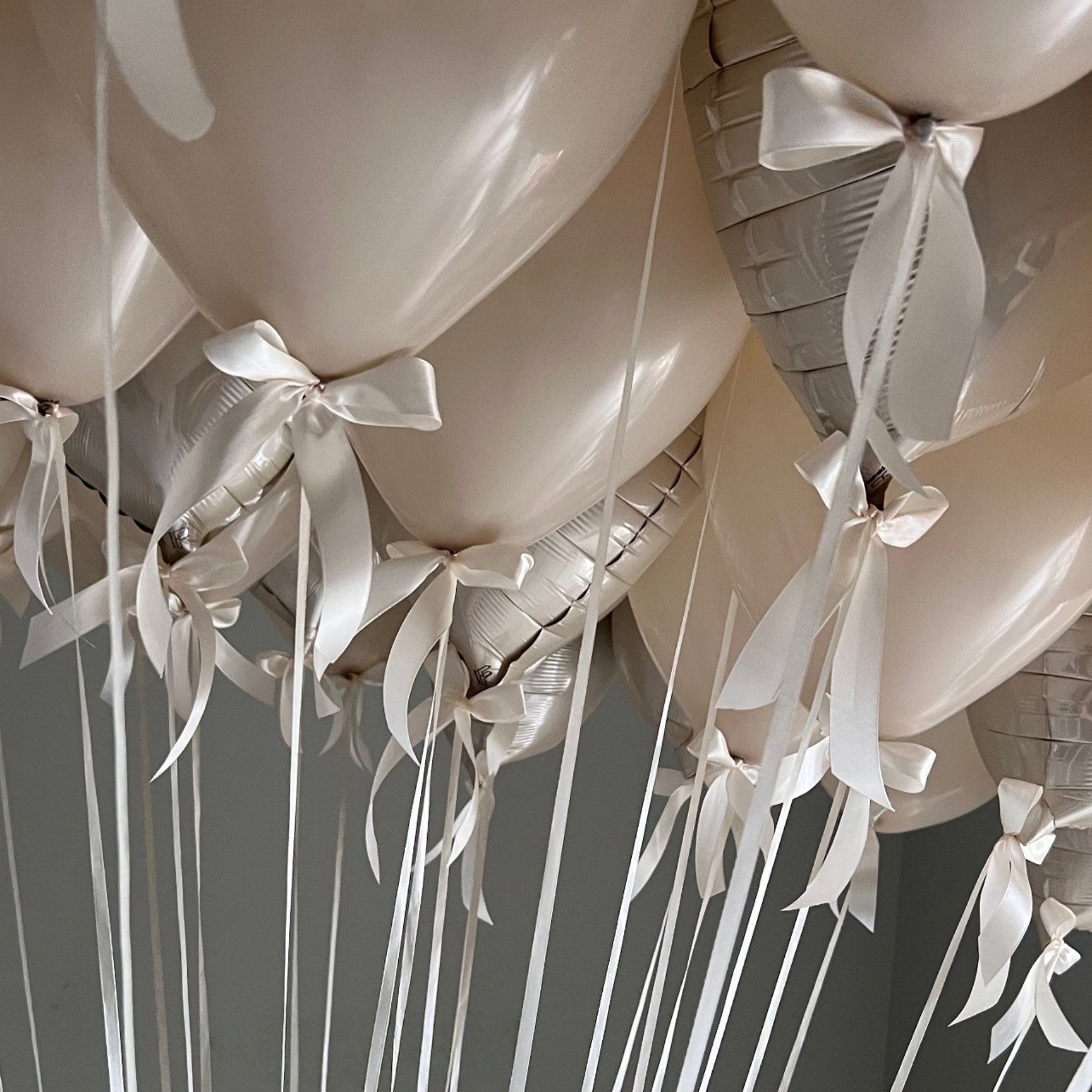 肤色乳胶球香槟色丝带蝴蝶结气球成人派对装饰布置缎带气球飘空球,节庆用品/礼品,气球,淘宝优惠券,粉丝福利购,淘宝优惠卷