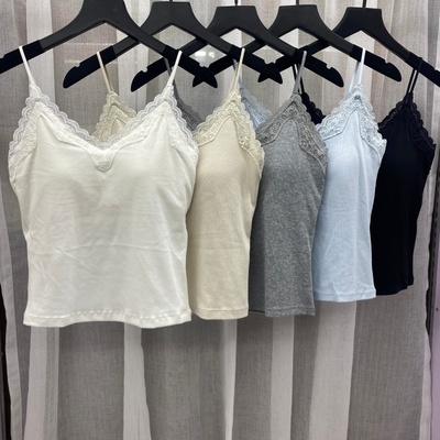 枫之欣2682螺纹棉蕾丝V领吊带背心女薄款修身显瘦带胸垫外穿美背