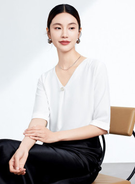 夏季气质V领珍珠扣五分袖T恤女透气简约纯色雪纺衫女