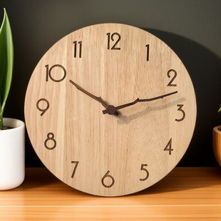 简约木质挂钟圆形数字刻度指针式时钟家居装饰静音桌面钟表