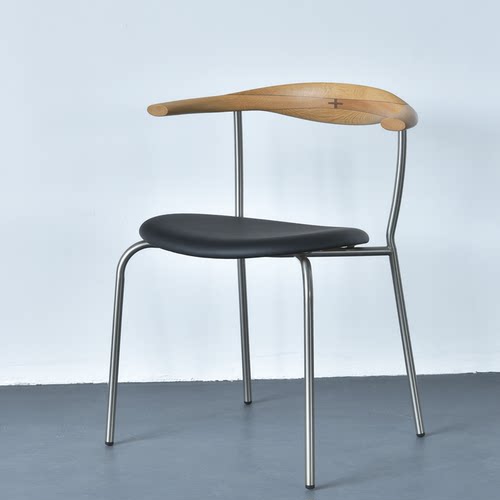 意式中古极简PP701橡木椅子
