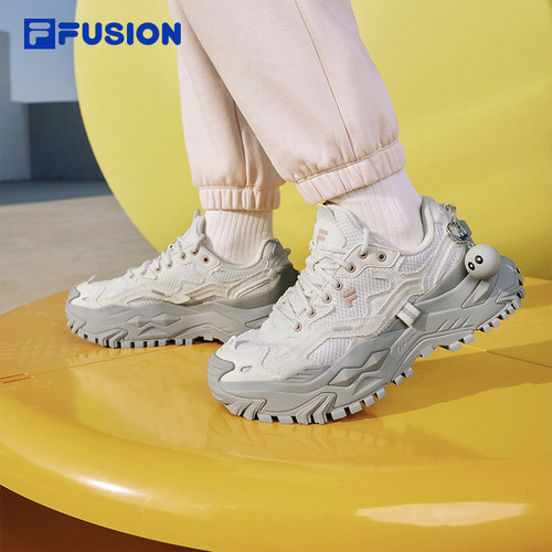 FILAFUSION女子增高跑步鞋