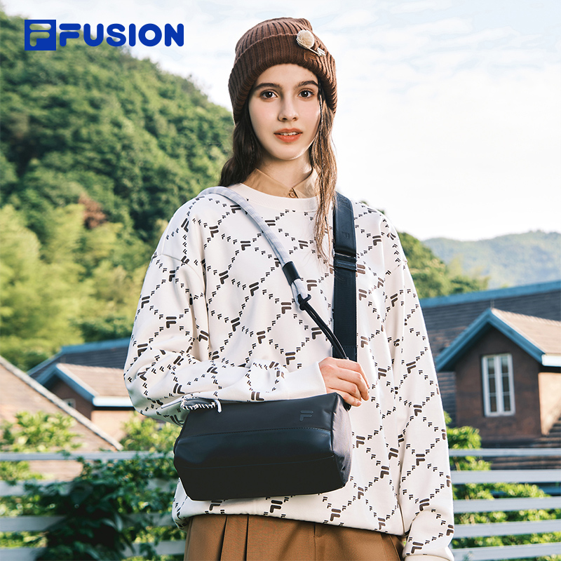 FILAFUSION斐乐中性挎包