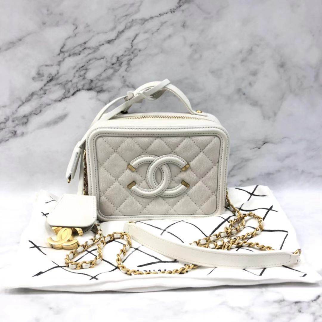 Leisure fish products Chanel white camera bag G02199 00321in the Leisure fish products, Leather bags/Hot handbags/Men's bag, Ms. bags category - from Buy2taobao.com to provide professional Taobao agent buy service