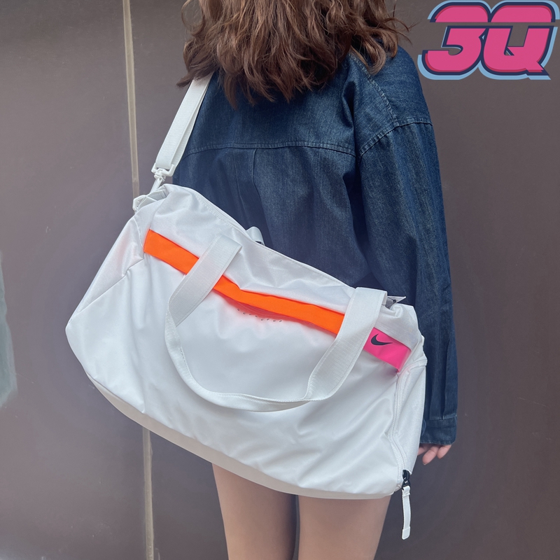 运动健身收纳包桶包行李包Nike