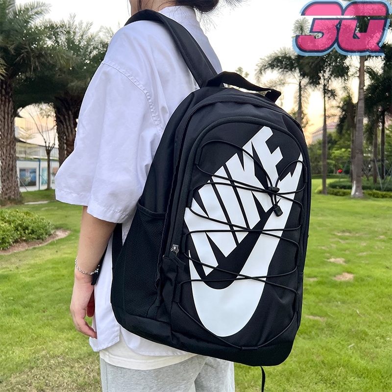 大容量运动双肩包Nike学生书包
