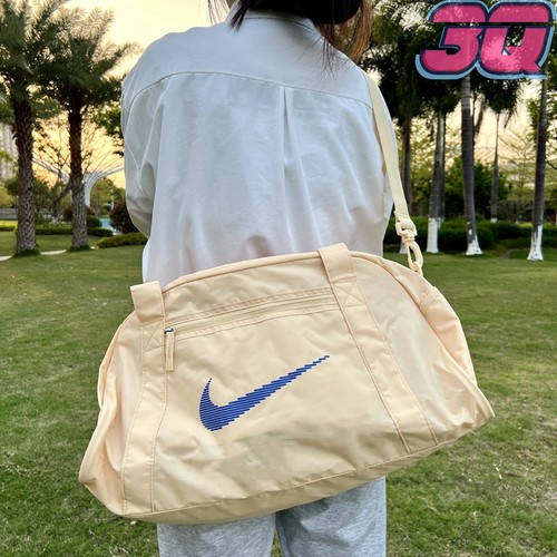 大容量运动健身桶包耐克行李挎包