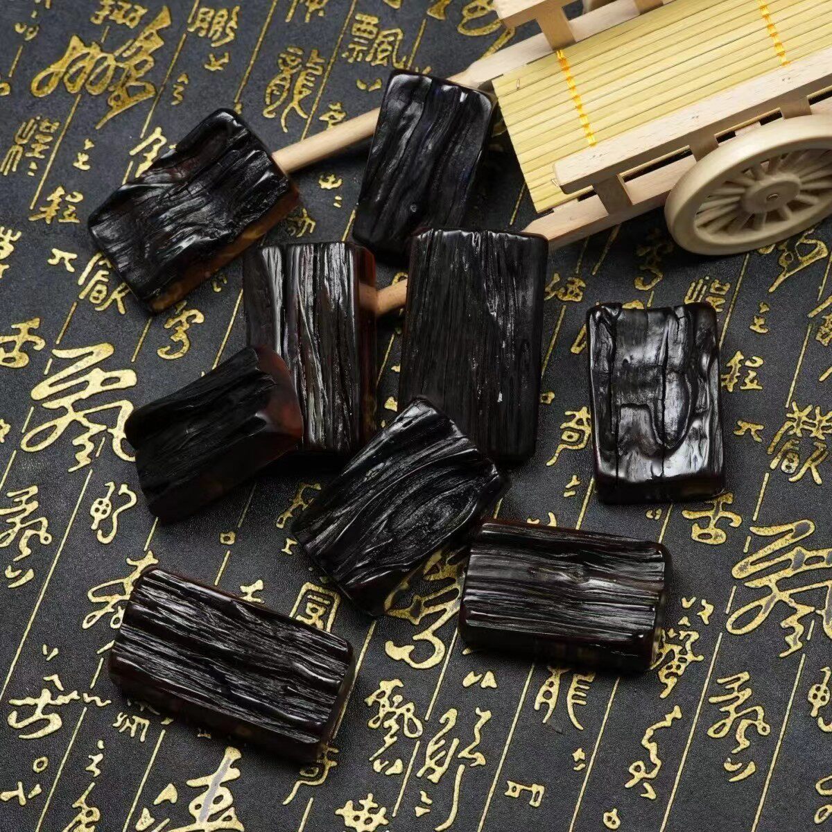 天然雷击枣木原木随机手把件吊坠钥匙挂件随身配饰木牌手工雕刻