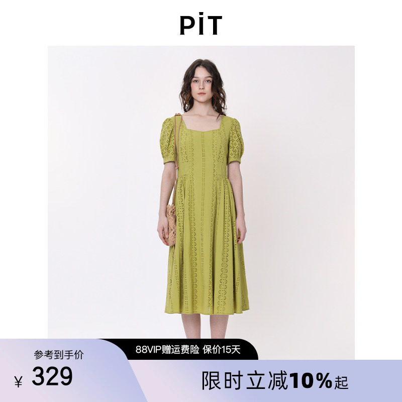 PIT复古方领泡泡袖连衣裙女2026秋季新款刺绣收腰显瘦中长款A字裙