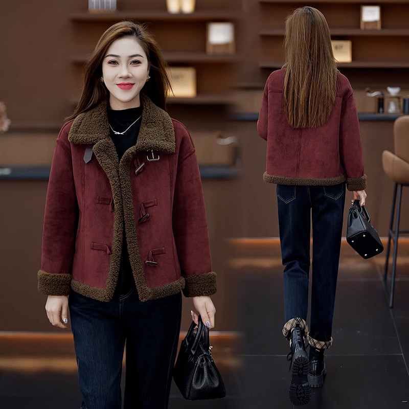 时尚牛角扣羊羔毛短外套女2025冬季新款麂皮绒皮毛一体加厚上衣潮,女装/女士精品,短外套,淘宝优惠券,粉丝福利购,淘宝优惠卷