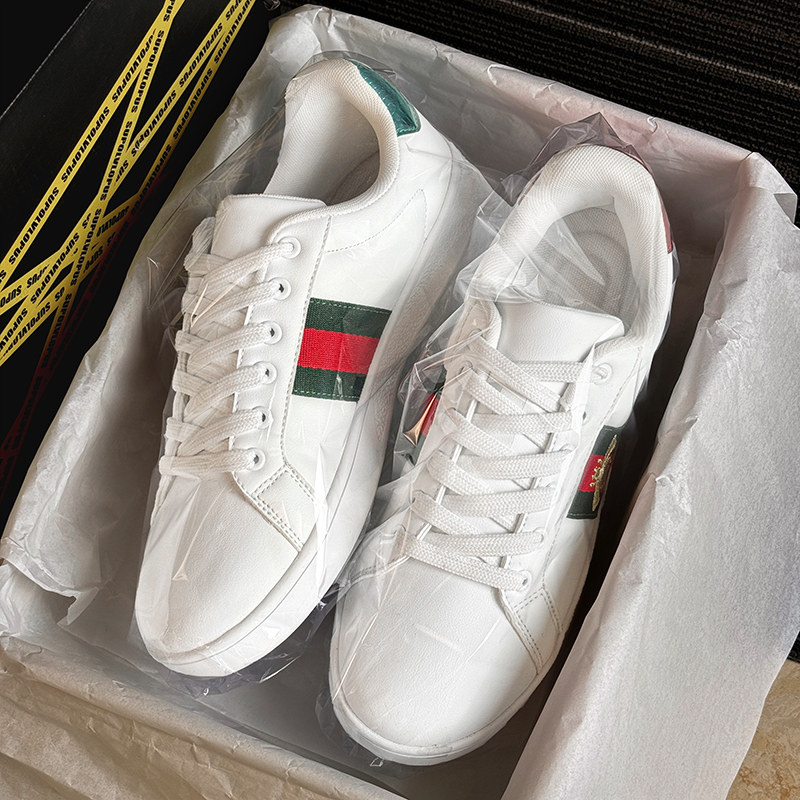 【欧规版本】小蜜蜂男鞋2026新款真皮刺绣百搭小白鞋运动休闲板鞋,流行男鞋,休闲板鞋,淘宝优惠券,粉丝福利购,淘宝优惠卷