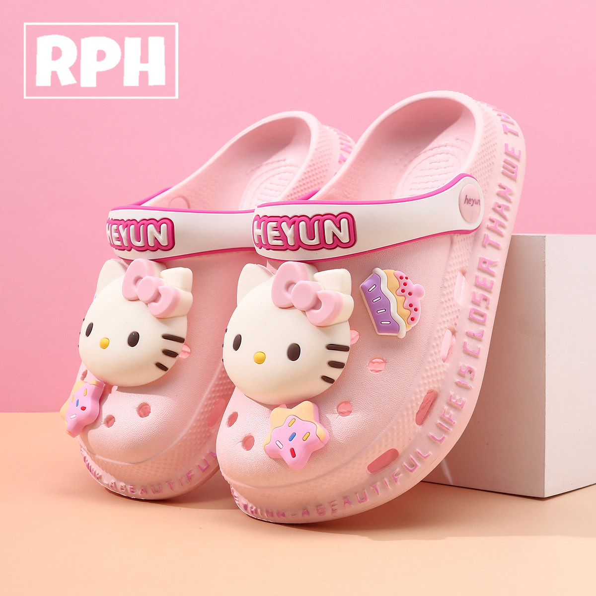 儿童洞洞鞋女童拖鞋夏季新款可爱室内防滑软底洗澡宝宝沙滩鞋防臭