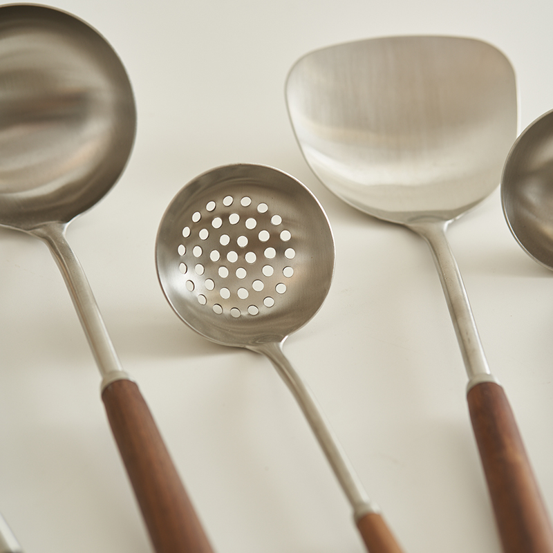 肆月304不锈钢勺铲黑胡桃木手柄