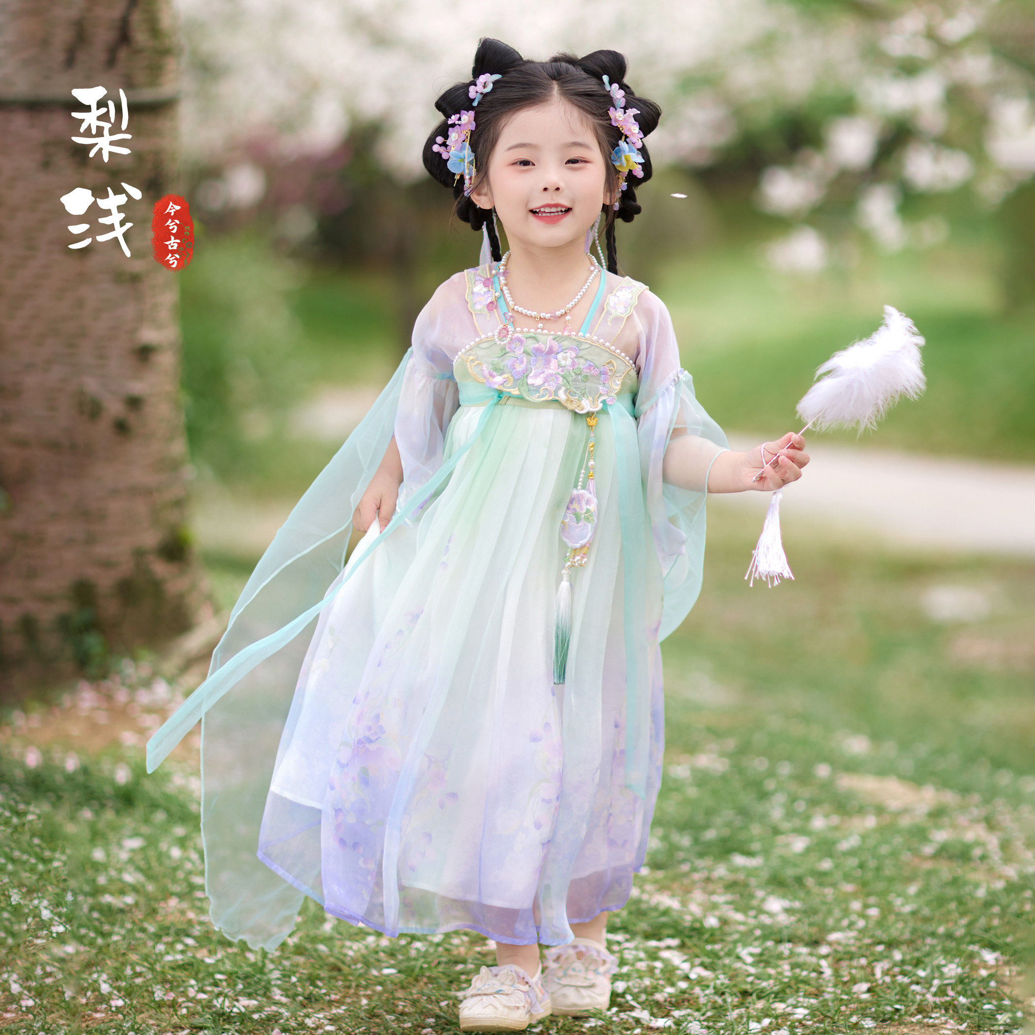 高档今兮古兮女童汉服中