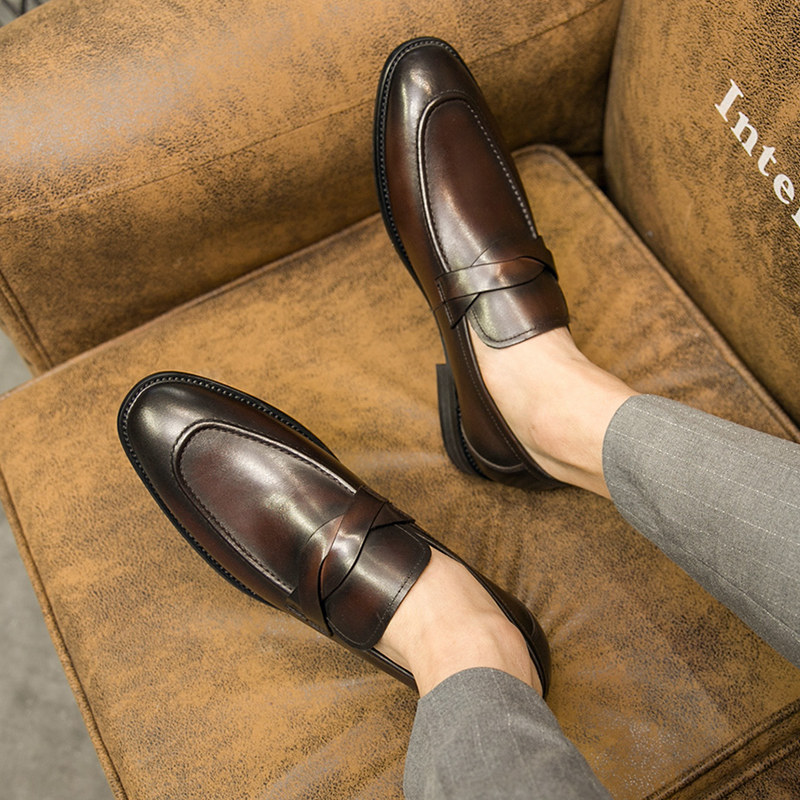 商务风透气一脚蹬软底正装皮鞋