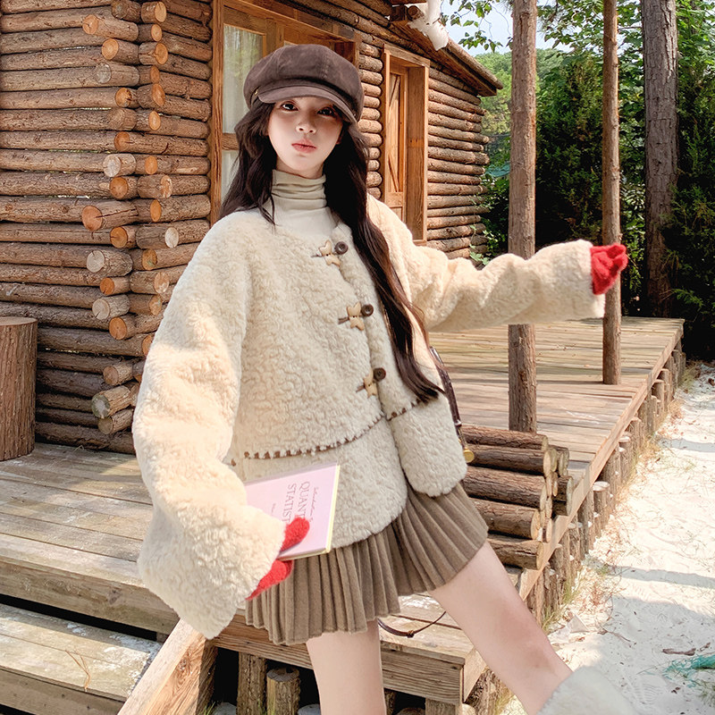 新款，蝴蝶结扣羊羔毛外套091A-8856p185k258,女装皮草,浙宝091A