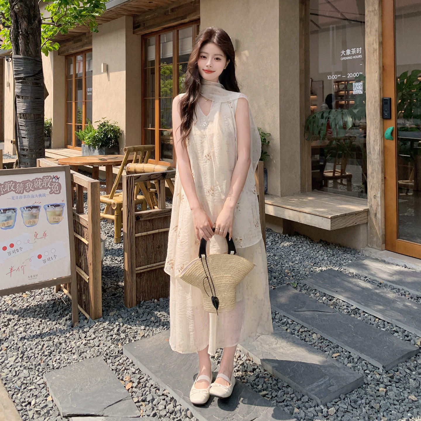 新款，现货绣花温柔风吊带连衣裙091A-2610p155k248,女装连衣裙,浙宝091A