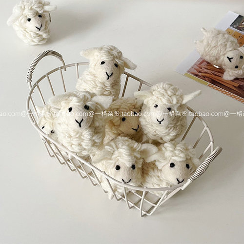 张艺兴同款小羊包包挂件东大门