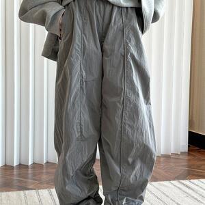 春季新款美式街头风光泽感尼龙褶皱休闲裤爽滑舒适立体长裤女